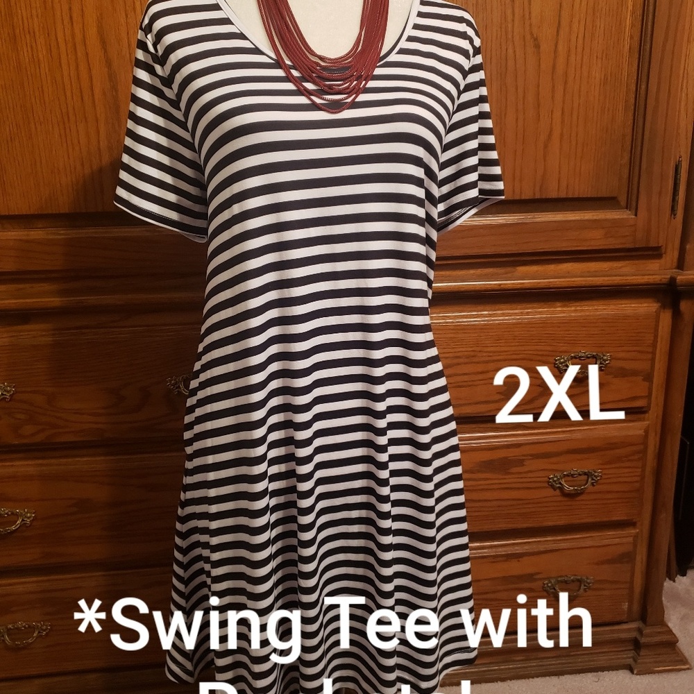 Swing tee with pockets!!!